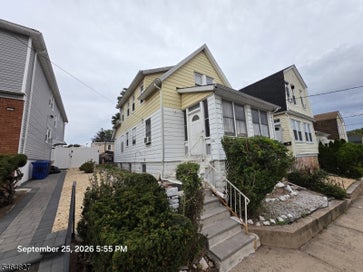 36 Olympic Ter Irvington Twp. NJ 07111