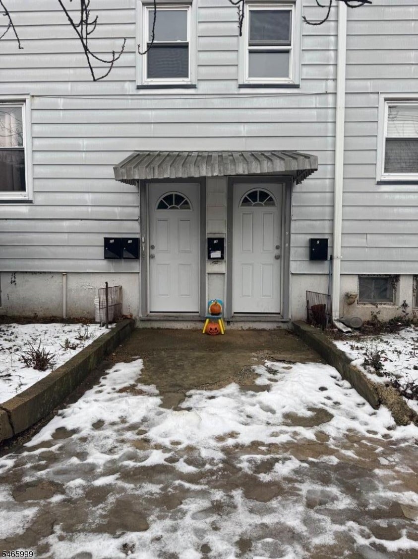 350 Williamson St