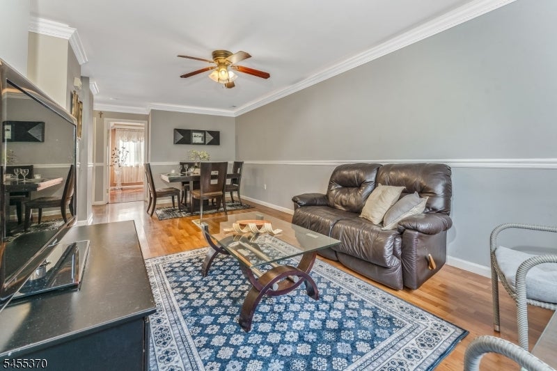 705 Clark Cir