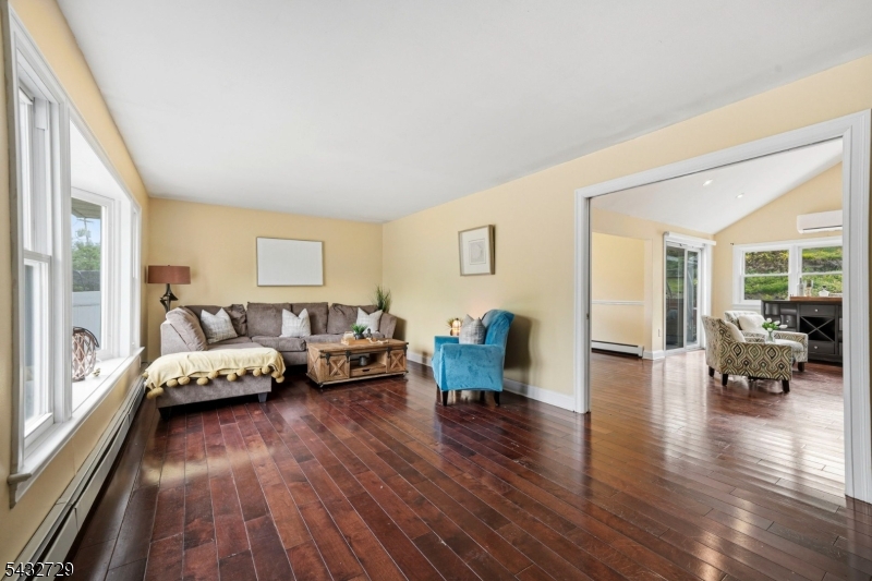 22 Federal Hill Rd
