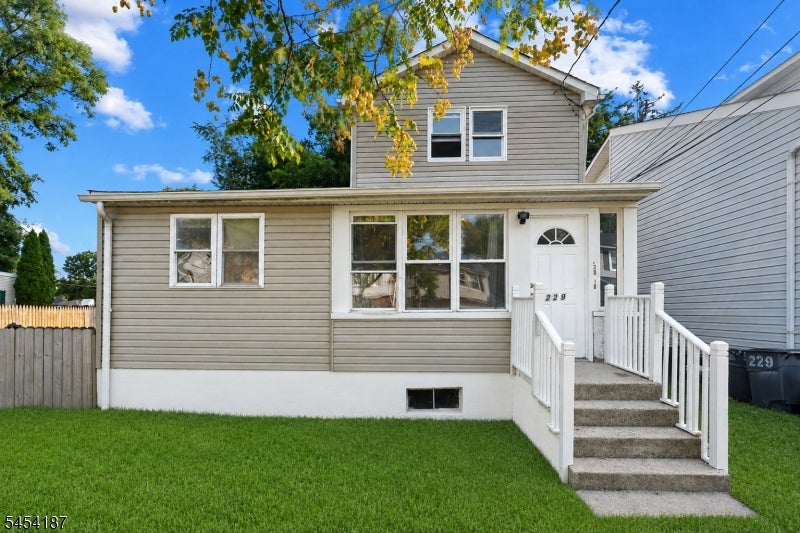 229 Parkinson Ave