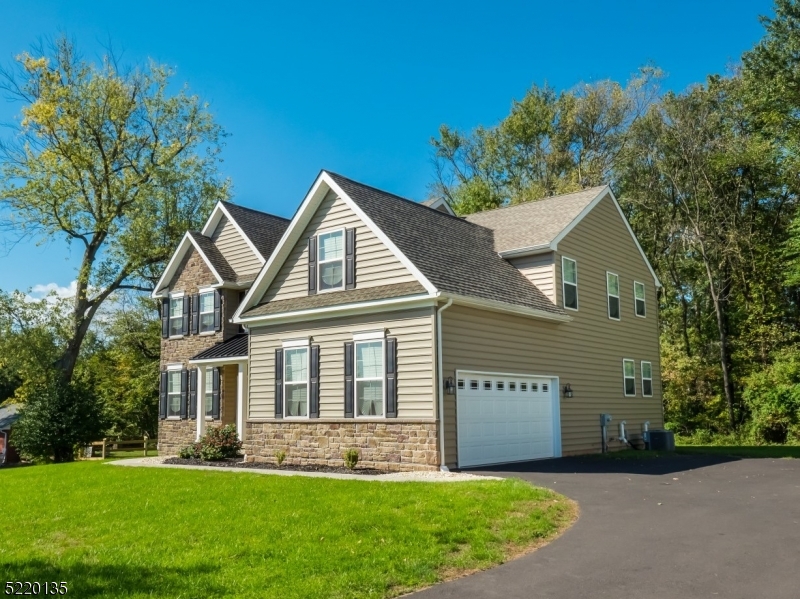 14 Holcombe Grove Rd