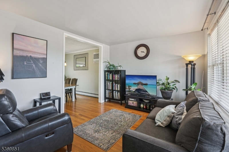 414 Hancock Pl