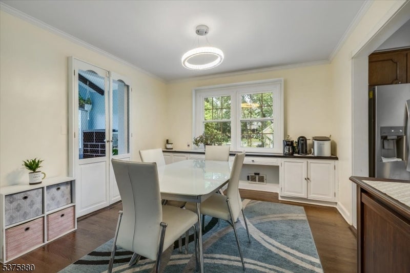 106 Greenwood Dr
