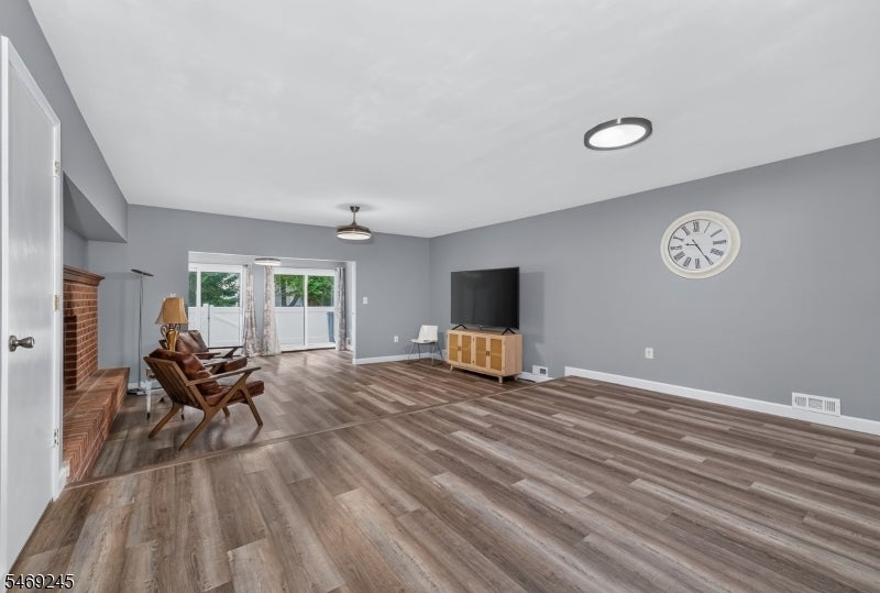 3505 Pinhorn Drive