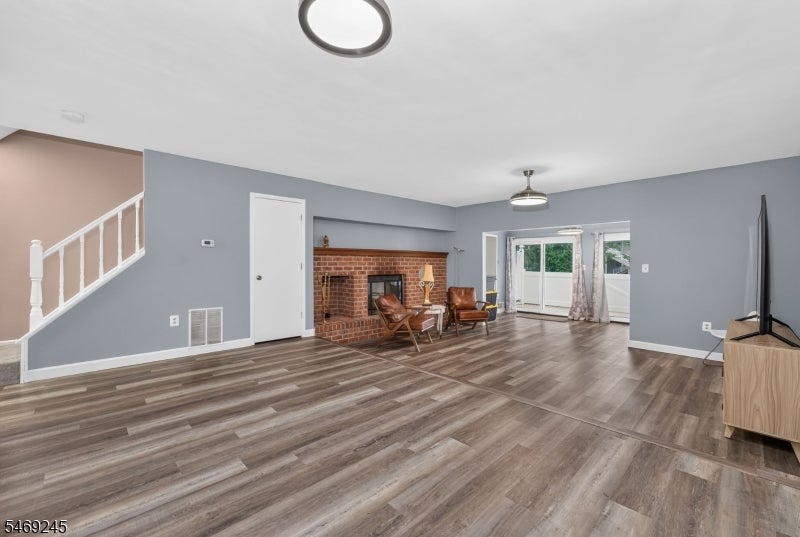 3505 Pinhorn Drive