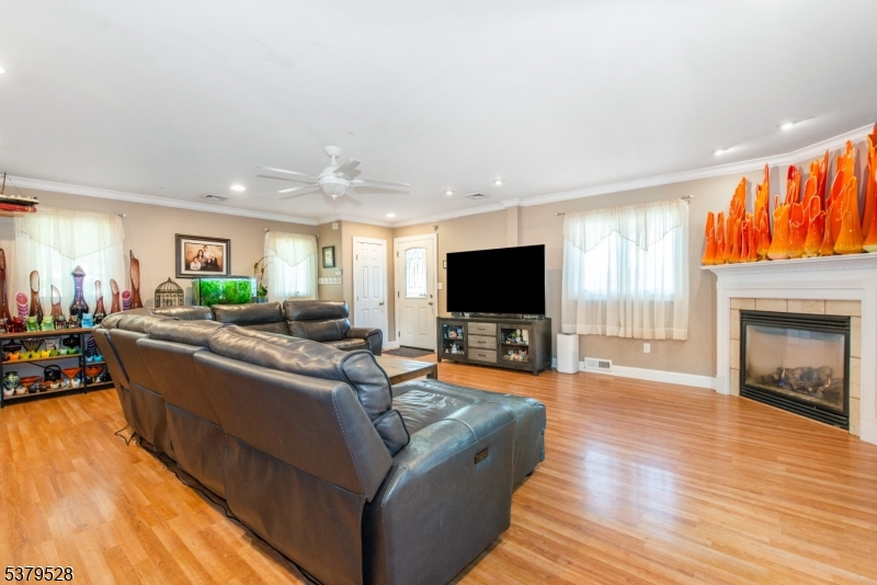 20 Pitman Pl