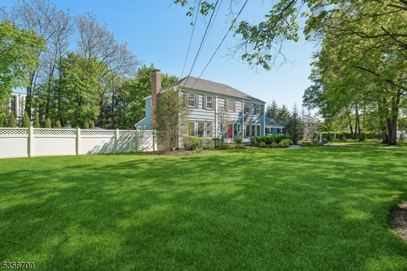 1 Shephard Pl