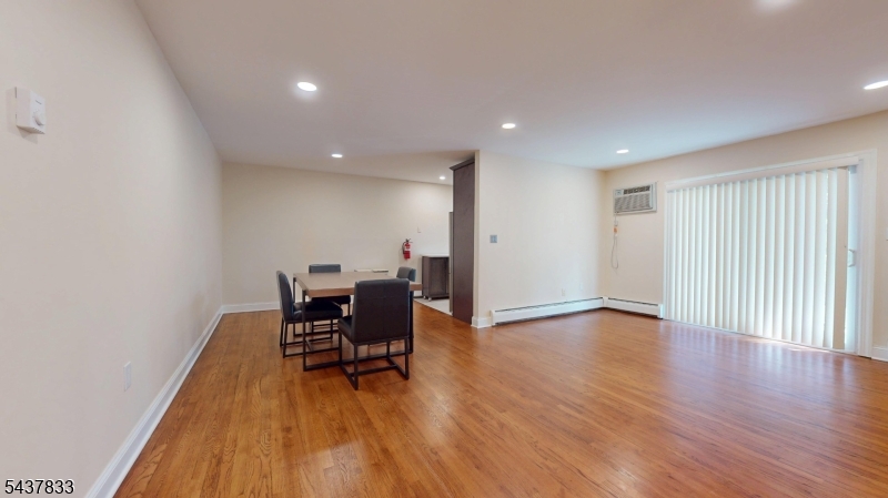 320 South St 18P P