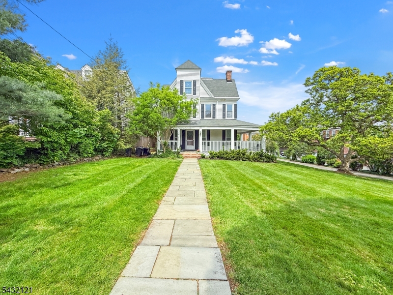 35 Green Ave 2