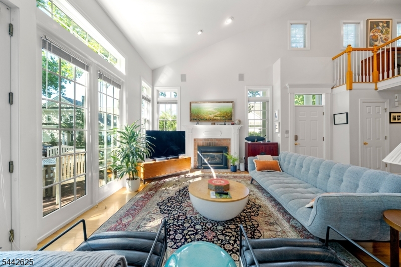 8 Hurlingham Club Road On