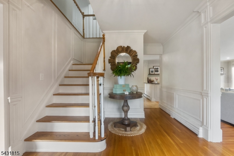 16 Trinity Pl