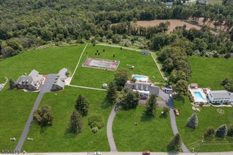 20 Mountain View Dr