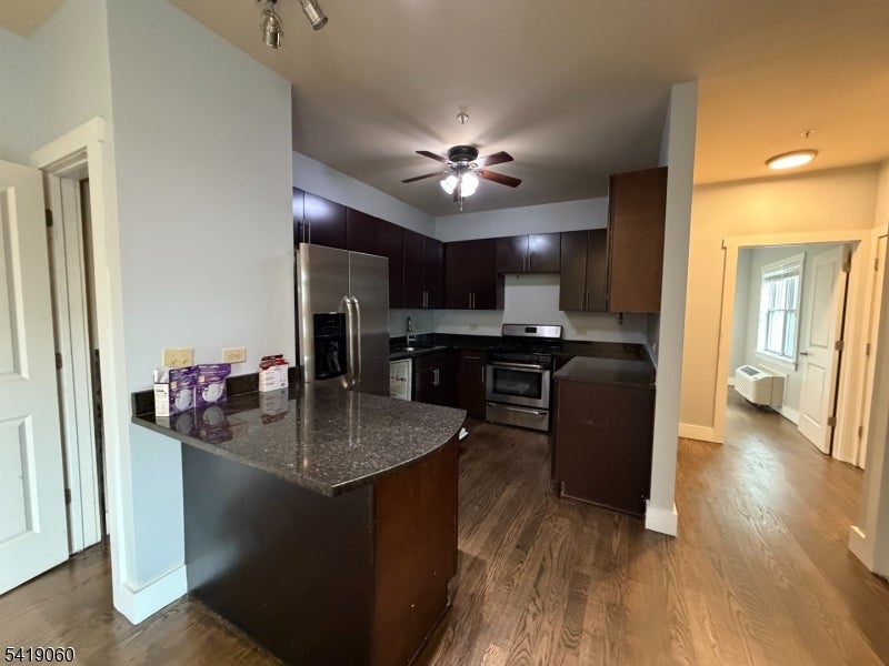 105 Broadway 205