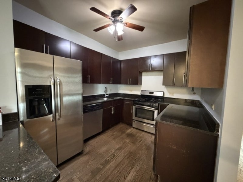 105 Broadway 205
