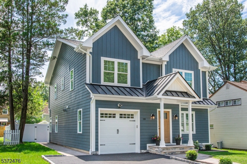 19 Brentwood Dr