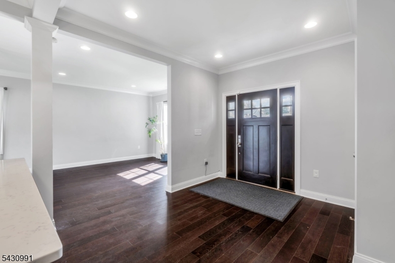 52 Clearmont Ave