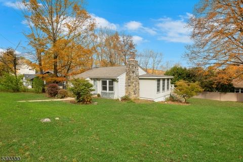 Photo of 9 Woodland Trl, Sparta, NJ 07871 (MLS # 3994401)