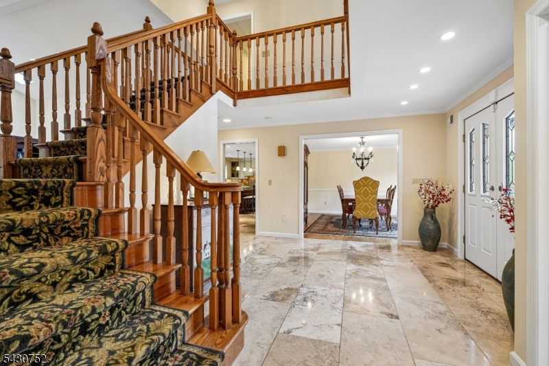 36 Pheasant Run Dr