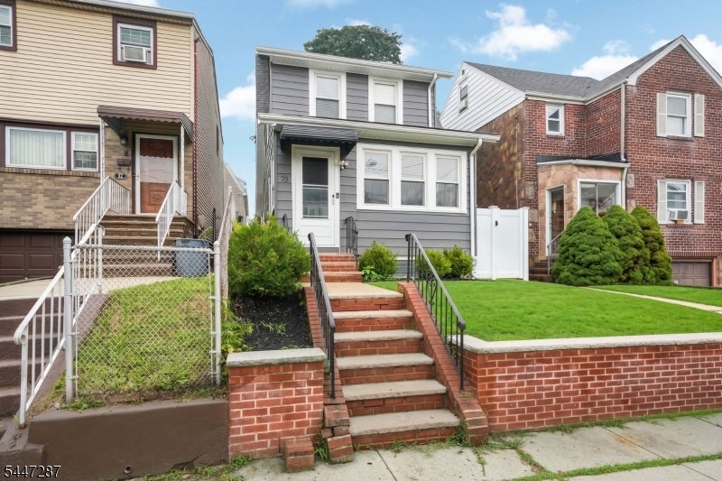 73 Ilford Ave