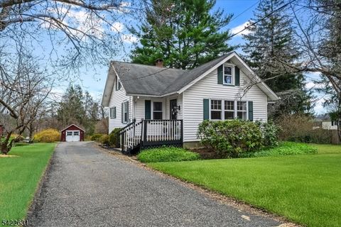 33 Holland Ave Peapack Gladstone Boro NJ 07977