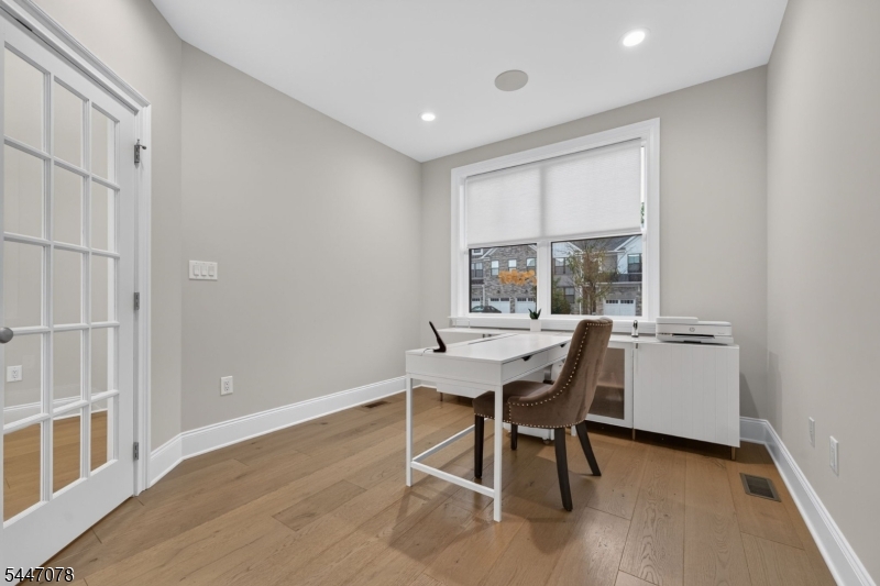 6 Concord Ct