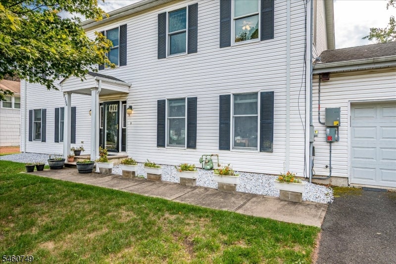 154 Dutton St