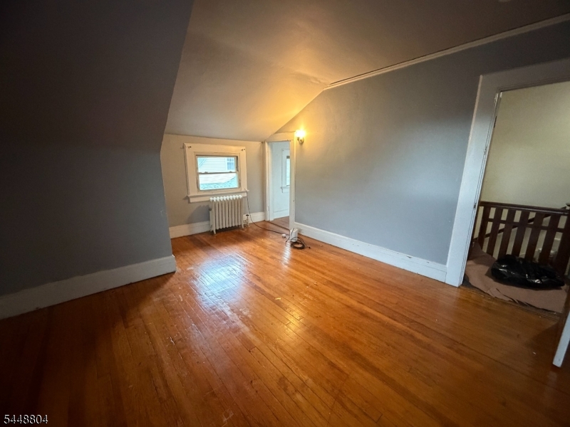 752 Valley Rd 3