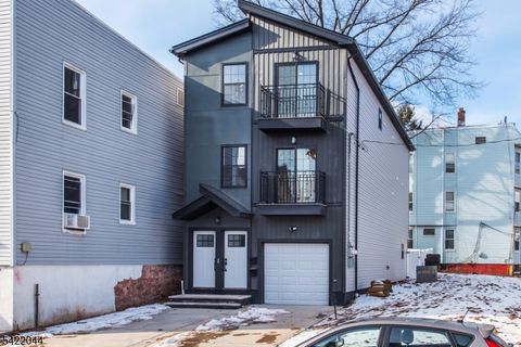 227 21St St Irvington Twp. NJ 07111