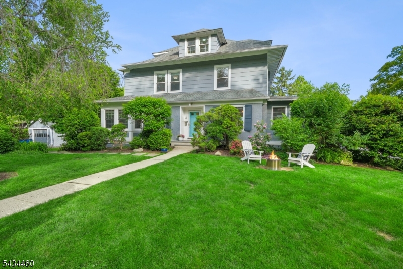 4 Kermit Rd