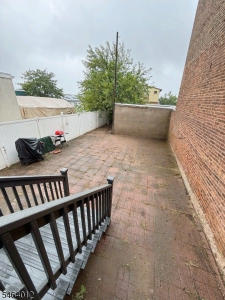 215 Macarthur Ave