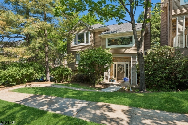 242 Clarken Drive