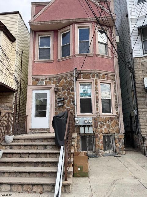 170 Boyd Ave Jersey City NJ 07304