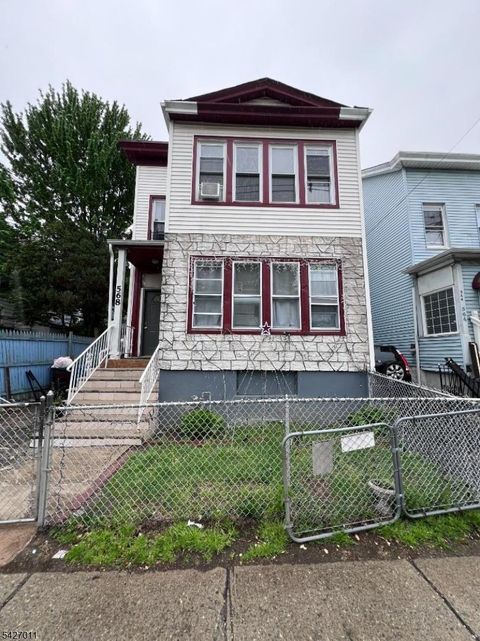 568 14Th Ave Paterson City NJ 07504