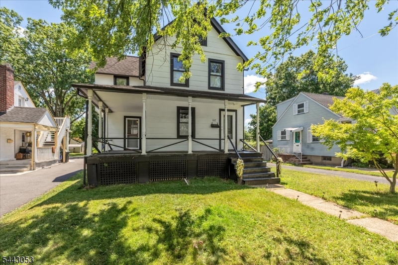 247 Jefferson Ave