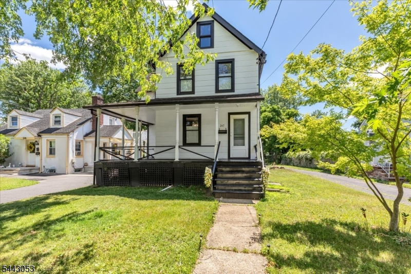 247 Jefferson Ave