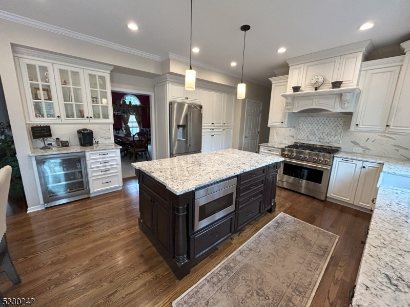 143 Brandon Ct
