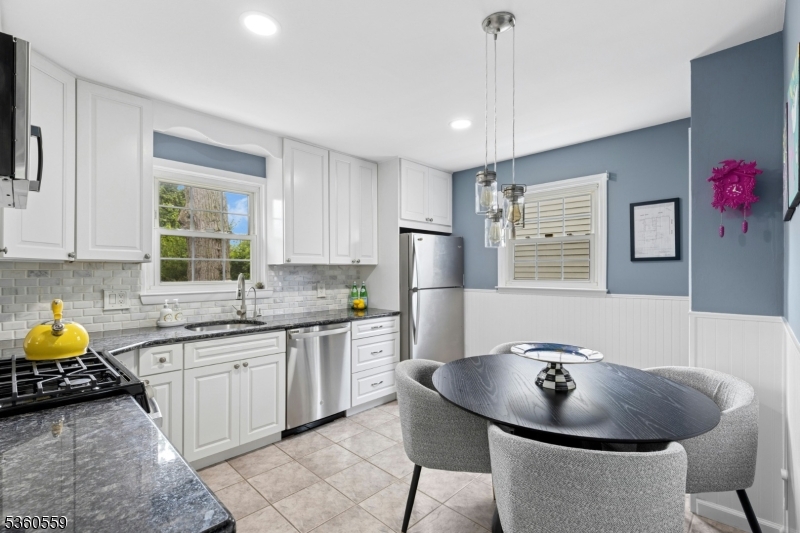 392 Park View Dr