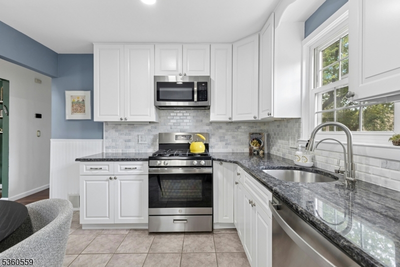 392 Park View Dr