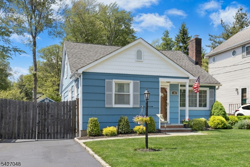 28 Janeway Place