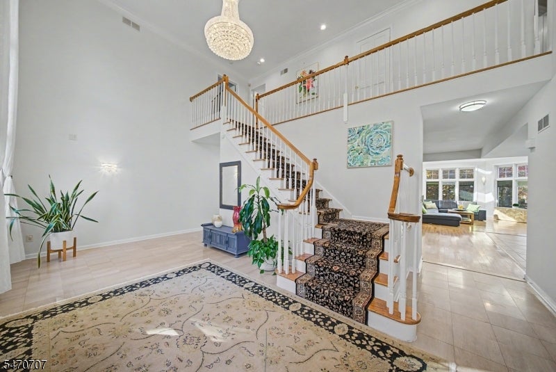 37 N Ridge Rd