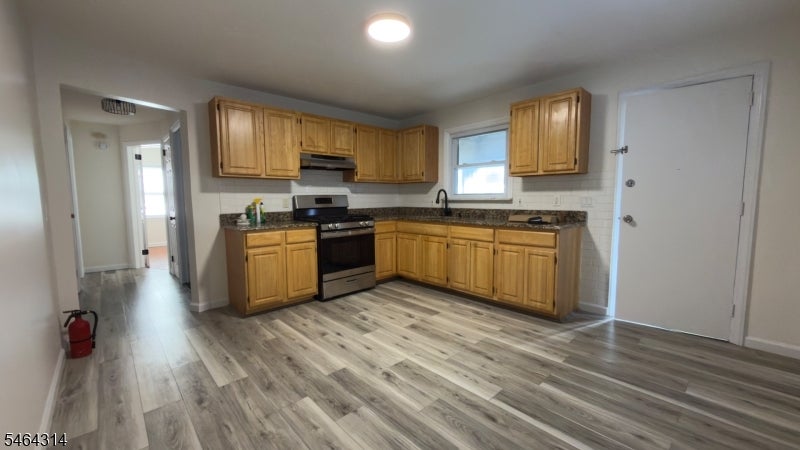 98-100 Mount Vernon Pl 1
