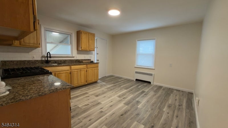 98-100 Mount Vernon Pl 1