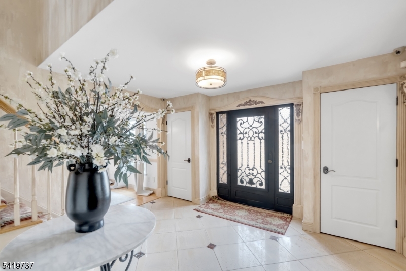 4 Michele Ct