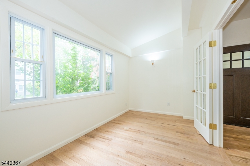 231 Waverly Pl