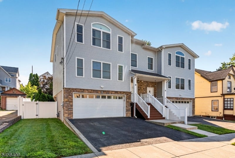 12 Washington Pl