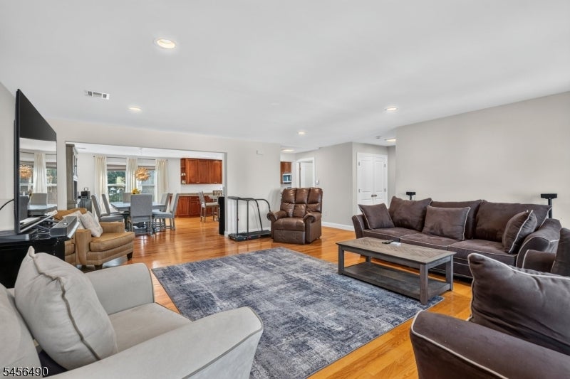 12 Washington Pl