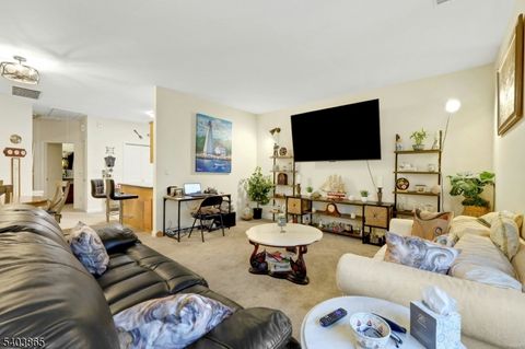 520 Victor St 8 Saddle Brook Twp. NJ 07663