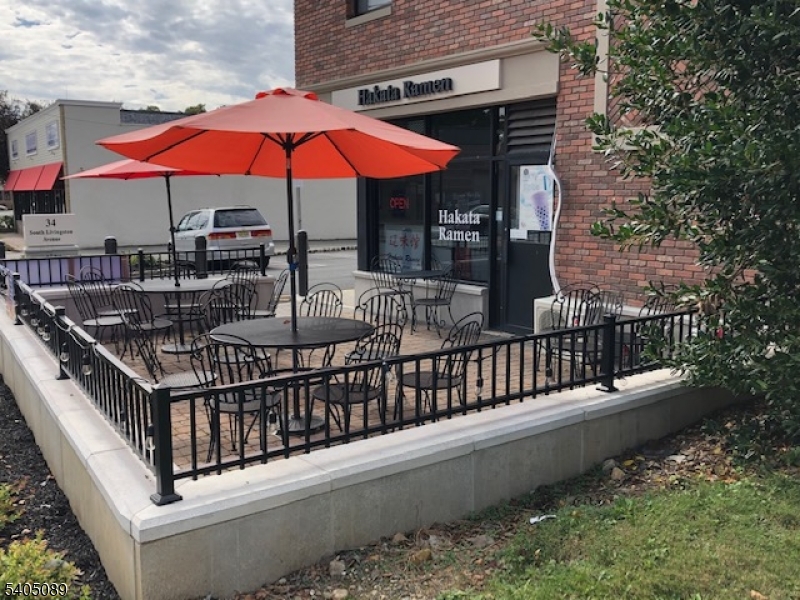 34 S Livingston Ave 1-A