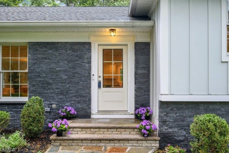 9 Crestview Ct